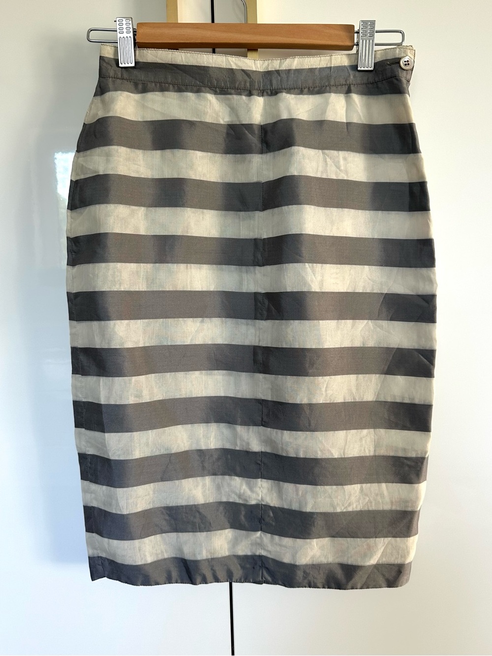 Vintage Gianfranco Ferré 100% Silk Striped Pencil Skirt Made in Italy NWT